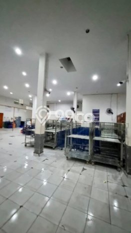 PRIME LOCATION! Gudang di Kembangan, Luas 800m², Area Ramai, Ready Untuk Digunakan PRIME LOCATION! Gudang di Kembangan, Luas 800m², Area Ramai, Ready Untuk Digunakan
