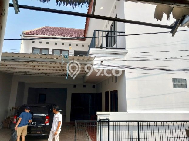 Rumah Kualitas Premium 9 Kamar Tidur Lokasi Strategis di Kawasan Prospektif Bintaro, Tangerang Selatan Rumah Kualitas Premium 9 Kamar Tidur Lokasi Strategis di Kawasan Prospektif Bintaro, Tangerang Selatan