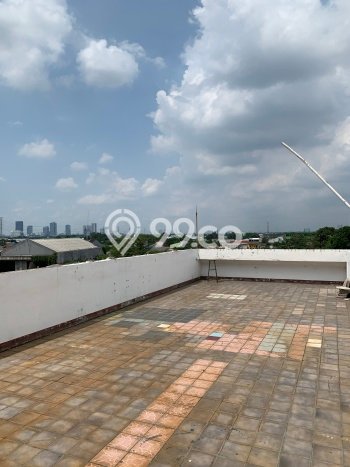 LOKASI STRATEGIS! Ruko di Cipondoh, Luas 350m², Kawasan Komersial LOKASI STRATEGIS! Ruko di Cipondoh, Luas 350m², Kawasan Komersial