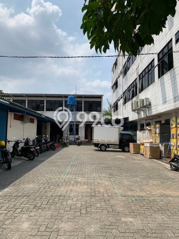 LOKASI STRATEGIS! Ruko di Cipondoh, Luas 350m², Kawasan Komersial LOKASI STRATEGIS! Ruko di Cipondoh, Luas 350m², Kawasan Komersial