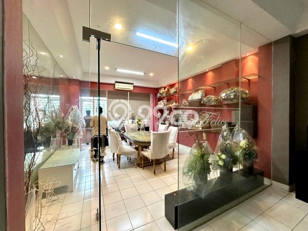 AREA BISNIS! Ruko di , Luas 600m2m², Akses Utama AREA BISNIS! Ruko di , Luas 600m2m², Akses Utama