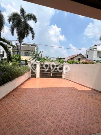 Siap Huni Rumah Mewah 4 Kamar di Cilandak Dekat ke Mana Pun Siap Huni Rumah Mewah 4 Kamar di Cilandak Dekat ke Mana Pun