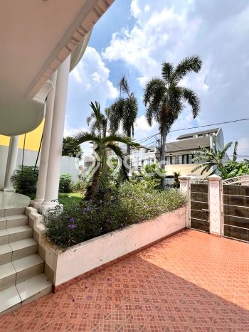 Siap Huni Rumah Mewah 4 Kamar di Cilandak Dekat ke Mana Pun Siap Huni Rumah Mewah 4 Kamar di Cilandak Dekat ke Mana Pun