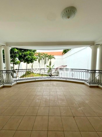 Siap Huni Rumah Mewah 4 Kamar di Cilandak Dekat ke Mana Pun Siap Huni Rumah Mewah 4 Kamar di Cilandak Dekat ke Mana Pun