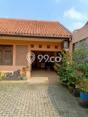Rumah Strategis di Pamulang, Akses ke Pamulang, Tangerang Selatan, Tangerang Selatan - 3 KT Rumah Strategis di Pamulang, Akses ke Pamulang, Tangerang Selatan, Tangerang Selatan - 3 KT