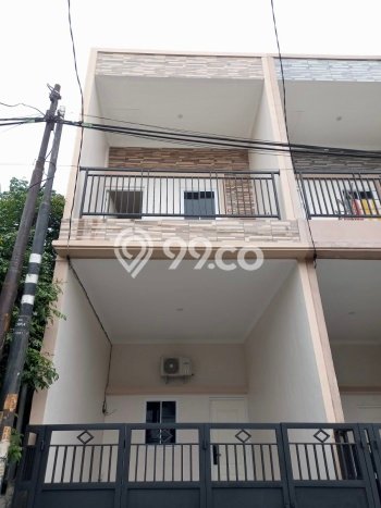Rumah area Cipondoh, 2 KM, Lingkungan Asri, LT 49m² Bangunan 98m² Rumah area Cipondoh, 2 KM, Lingkungan Asri, LT 49m² Bangunan 98m²