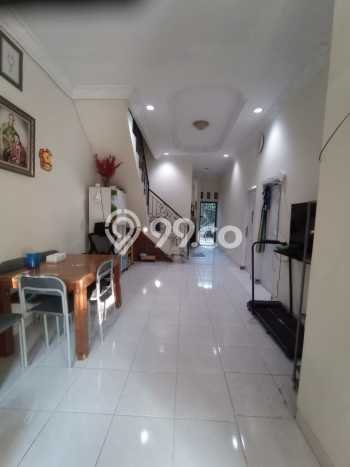 JUAL CEPAT! Rumah Siap Huni Area Strategis Srengseng, Luas 120m² LB 240m² JUAL CEPAT! Rumah Siap Huni Area Strategis Srengseng, Luas 120m² LB 240m²