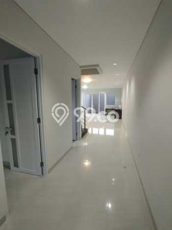 Rumah 3 KT 3 KM di Area Premium Kav DKI, Jakarta Barat Rumah 3 KT 3 KM di Area Premium Kav DKI, Jakarta Barat