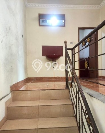LOKASI PREMIUM! Ruko Kawasan Otista, Luas 330m², Jalan Utama, Area Bisnis LOKASI PREMIUM! Ruko Kawasan Otista, Luas 330m², Jalan Utama, Area Bisnis