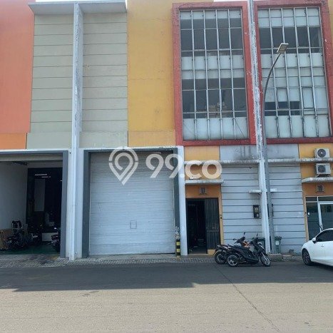 Gudang Dijual di Jakarta Barat LT 324m2 & LB 972m2 Lokasi Terbaik! Gudang Dijual di Jakarta Barat LT 324m2 & LB 972m2 Lokasi Terbaik!