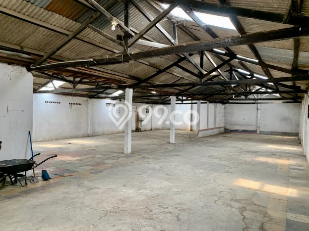 For Rent Gudang di Serpong Utara, Luas 330m², Area Strategis, Siap Pakai For Rent Gudang di Serpong Utara, Luas 330m², Area Strategis, Siap Pakai