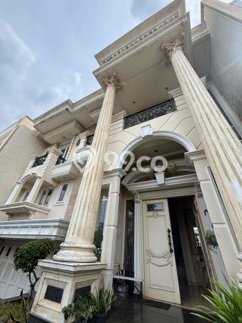 Jual Rumah Mewah Megah Dengan View Cantik di Green Garden, Jakarta Barat Jual Rumah Mewah Megah Dengan View Cantik di Green Garden, Jakarta Barat