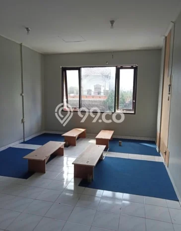 LOKASI BISNIS! Ruko For Rent Kawasan Gatot Subroto, Luas 72m², Jalan Utama LOKASI BISNIS! Ruko For Rent Kawasan Gatot Subroto, Luas 72m², Jalan Utama