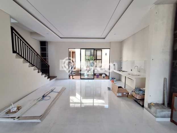 Disewakan! Rumah 4 Kamar Tidur &
4 Kamar Mandi di Renon, Denpasar Disewakan! Rumah 4 Kamar Tidur &
4 Kamar Mandi di Renon, Denpasar