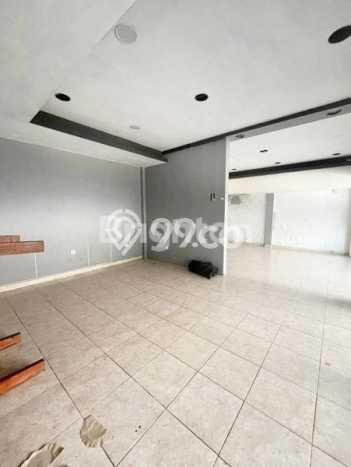 LOKASI STRATEGIS! Ruko di Batu Belig, Luas 48m², Sentra Bisnis LOKASI STRATEGIS! Ruko di Batu Belig, Luas 48m², Sentra Bisnis