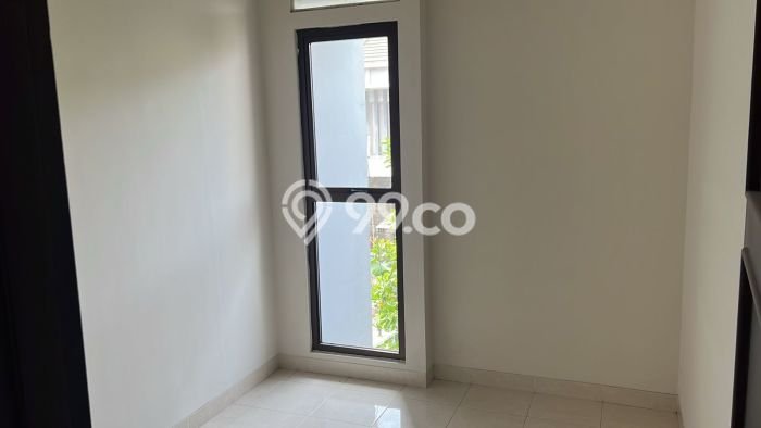 Rumah Luas Asri 4 KT Siap Huni di Gading Serpong Tangerang Rumah Luas Asri 4 KT Siap Huni di Gading Serpong Tangerang