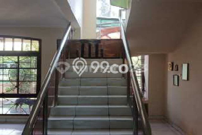 Rumah Modern Cantik 4 Kamar Bisa Langsung Pindah di Benda Rumah Modern Cantik 4 Kamar Bisa Langsung Pindah di Benda