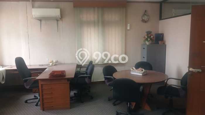 Ruko Bagus Dijual LB 232m2 Lokasi Strategis Jakarta Barat Area Cocok untuk Bisnis Ruko Bagus Dijual LB 232m2 Lokasi Strategis Jakarta Barat Area Cocok untuk Bisnis