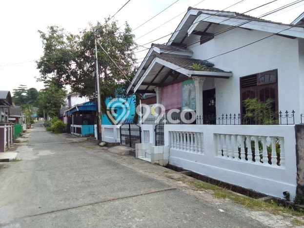 Rumah Luas Asri 4 KT Siap Pakai di Batu Ampar Balikpapan Rumah Luas Asri 4 KT Siap Pakai di Batu Ampar Balikpapan