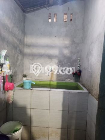 Rumah Strategis dengan Luas Tanah 302m² di Lokasi Kariangau, Balikpapan Rumah Strategis dengan Luas Tanah 302m² di Lokasi Kariangau, Balikpapan
