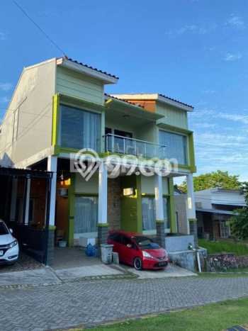 For Sale Rumah 5 Kamar Lokasi Strategis Bagus dan Strategis di Balikpapan Selatan For Sale Rumah 5 Kamar Lokasi Strategis Bagus dan Strategis di Balikpapan Selatan