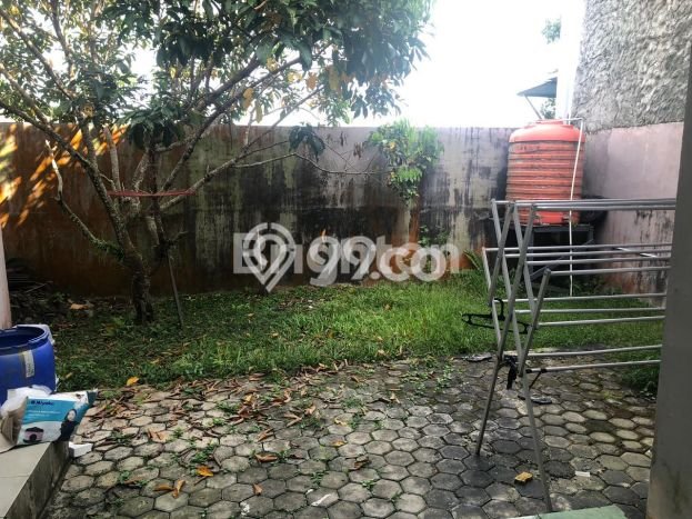LOKASI STRATEGIS! Rumah kawasan Balikpapan Selatan, Dekat Tol, 3 KT, Luas 180m² LB 80m² LOKASI STRATEGIS! Rumah kawasan Balikpapan Selatan, Dekat Tol, 3 KT, Luas 180m² LB 80m²
