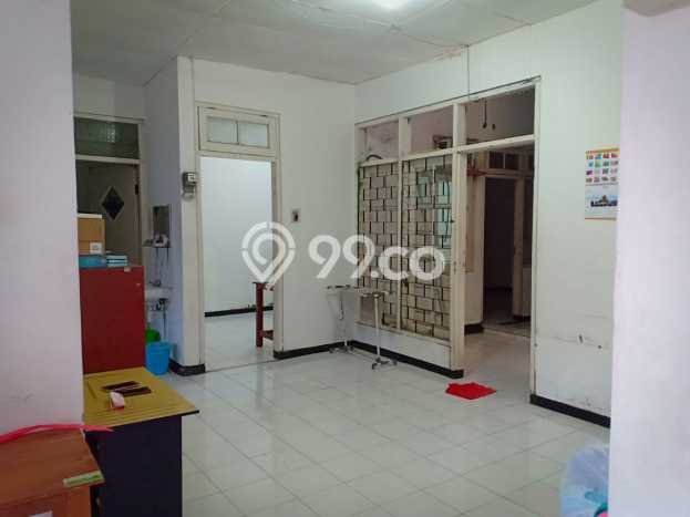 Dijual Rumah Luas Elegan Dengan View Eksklusif di Surabaya Kota, Surabaya Dijual Rumah Luas Elegan Dengan View Eksklusif di Surabaya Kota, Surabaya