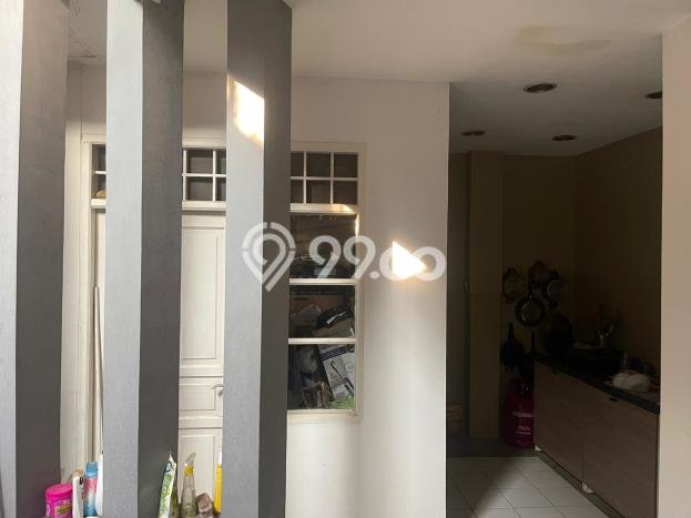 Rumah Modern 4 KT di BSD Nusaloka Tangerang Semi Furnished Rumah Modern 4 KT di BSD Nusaloka Tangerang Semi Furnished