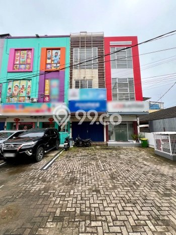 Unit Ruko disewakan di Ilir Timur II Palembang dengan LT 60m2 / LB 180m2 Unit Ruko disewakan di Ilir Timur II Palembang dengan LT 60m2 / LB 180m2