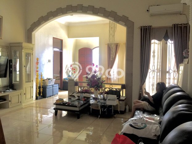 For Sale Rumah Mewah Exclusive di Banyumanik, Semarang For Sale Rumah Mewah Exclusive di Banyumanik, Semarang