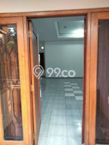 Disewakan Rumah Konsep Modern di Semarang Tengah Semarang dengan 4 Kamar Disewakan Rumah Konsep Modern di Semarang Tengah Semarang dengan 4 Kamar