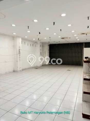 Dijual Rumah Luas Megah Dengan View Cantik di Peterongan, Semarang Dijual Rumah Luas Megah Dengan View Cantik di Peterongan, Semarang