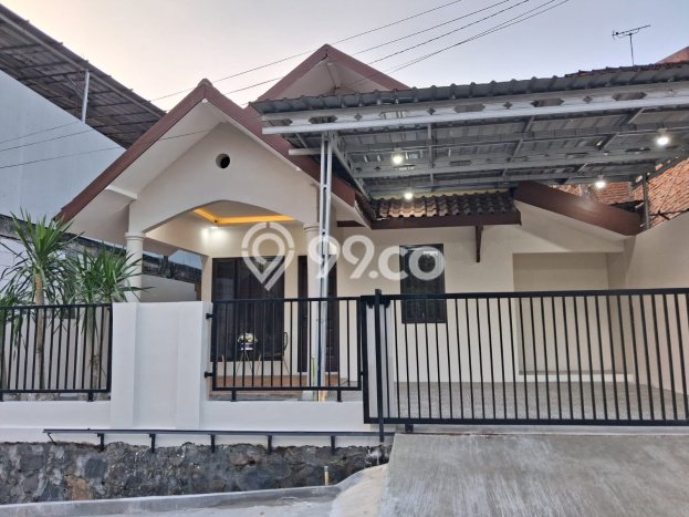 Dijual Rumah Minimalis Bagus Punya 3 KT di Ngaliyan Semarang SHM Dijual Rumah Minimalis Bagus Punya 3 KT di Ngaliyan Semarang SHM