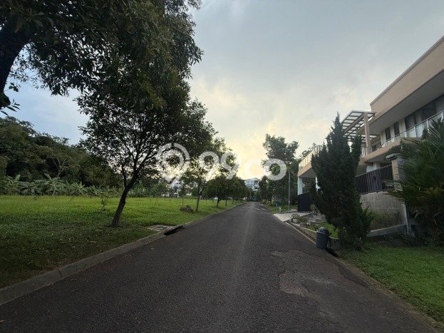 Rumah Mewah LB 205m2 Siap Huni Desain Elegan di Sentul, Bogor Rumah Mewah LB 205m2 Siap Huni Desain Elegan di Sentul, Bogor