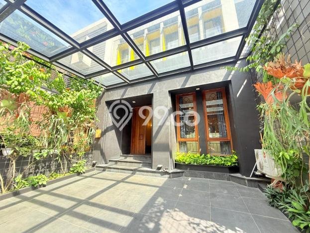 Rumah Elit LB 200m2 Siap Huni Desain Elegan di Sentul City, Bogor Rumah Elit LB 200m2 Siap Huni Desain Elegan di Sentul City, Bogor