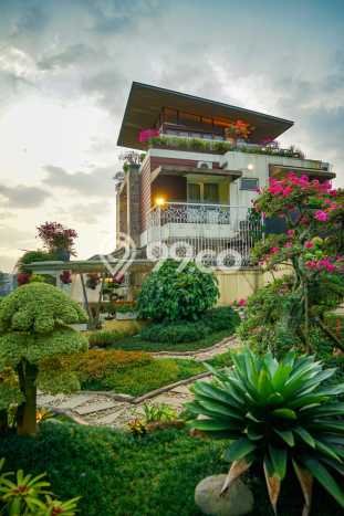 Rumah Harga Nego LT 272m2m² di Kawasan Perumahan Sentul City, Bogor Rumah Harga Nego LT 272m2m² di Kawasan Perumahan Sentul City, Bogor