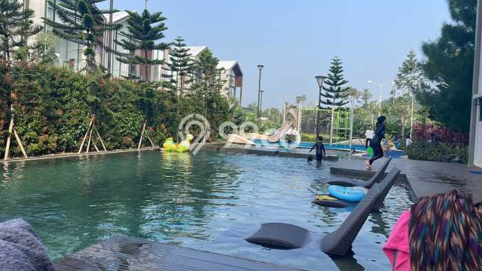 Rumah Terawat di Sentul, Bogor, LT 181m2m² LB 176m2m² DIJUAL CEPAT! Rumah Terawat di Sentul, Bogor, LT 181m2m² LB 176m2m² DIJUAL CEPAT!
