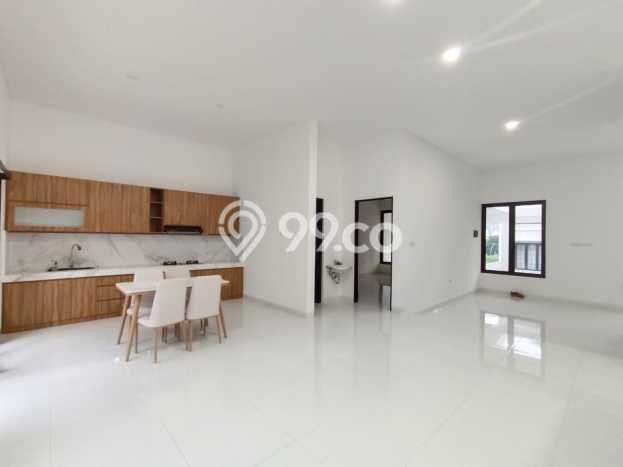 PENAWARAN TERBATAS! Rumah Premium area Sentul City, Luas 200m2m² Bangunan 220m2m² PENAWARAN TERBATAS! Rumah Premium area Sentul City, Luas 200m2m² Bangunan 220m2m²