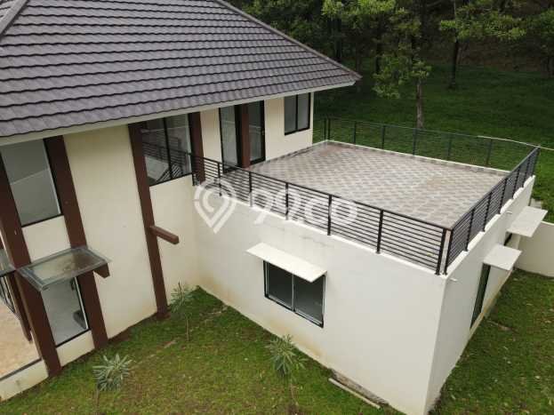 Rumah Luxury Modern Tanpa Renovasi di Sentul City Bogor Rumah Luxury Modern Tanpa Renovasi di Sentul City Bogor