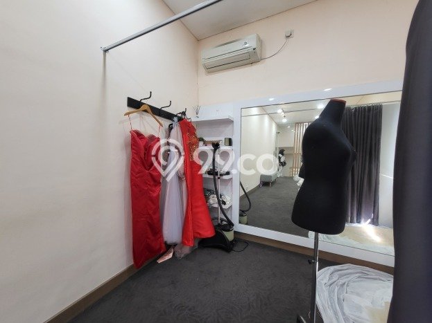 Rumah Eksklusif di Sentul City, Bogor, Luas 126m2m² Bangunan 120m2m² Rumah Eksklusif di Sentul City, Bogor, Luas 126m2m² Bangunan 120m2m²