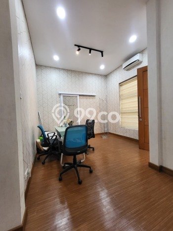 Rumah Eksklusif di Sentul City, Bogor, Luas 126m2m² Bangunan 120m2m² Rumah Eksklusif di Sentul City, Bogor, Luas 126m2m² Bangunan 120m2m²