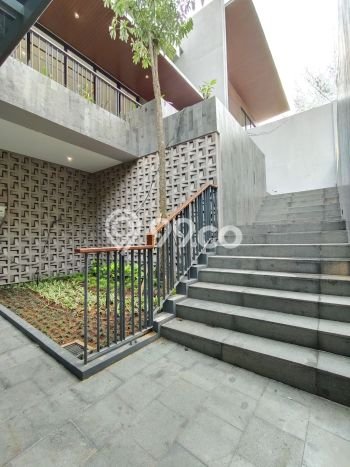 Rumah area Sentul City, Bogor, LT 300m2m² Bangunan 480m2m² Rumah area Sentul City, Bogor, LT 300m2m² Bangunan 480m2m²