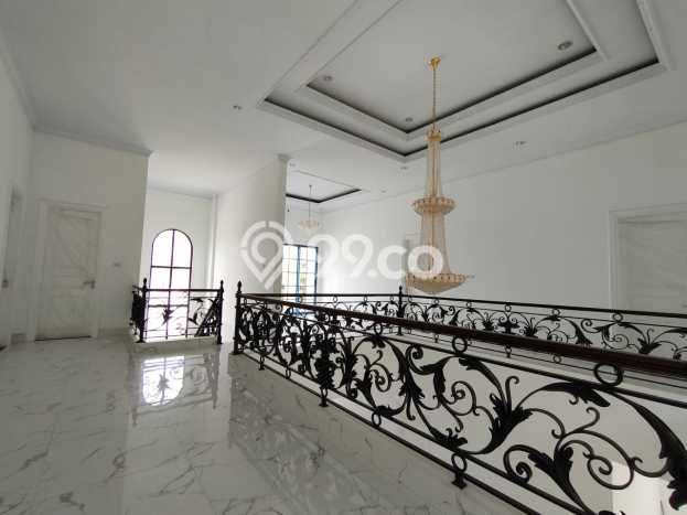 Rumah Elit Modern Siap Huni di Sentul City Bogor Rumah Elit Modern Siap Huni di Sentul City Bogor