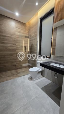 Rumah Strategis Sentul City, Bogor, LT 300m2m² Bangunan 480m2m² Rumah Strategis Sentul City, Bogor, LT 300m2m² Bangunan 480m2m²