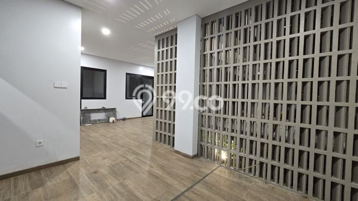 Rumah Strategis Sentul City, Bogor, LT 300m2m² Bangunan 480m2m² Rumah Strategis Sentul City, Bogor, LT 300m2m² Bangunan 480m2m²