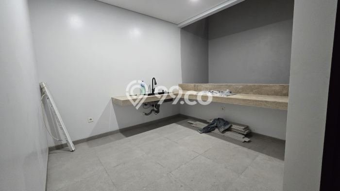 Rumah Strategis Sentul City, Bogor, LT 300m2m² Bangunan 480m2m² Rumah Strategis Sentul City, Bogor, LT 300m2m² Bangunan 480m2m²