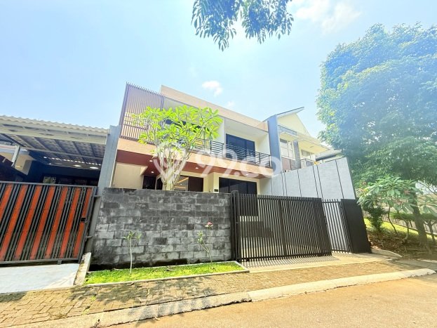 Rumah Luxury Modern Tanpa Renovasi di Sentul City Bogor Rumah Luxury Modern Tanpa Renovasi di Sentul City Bogor
