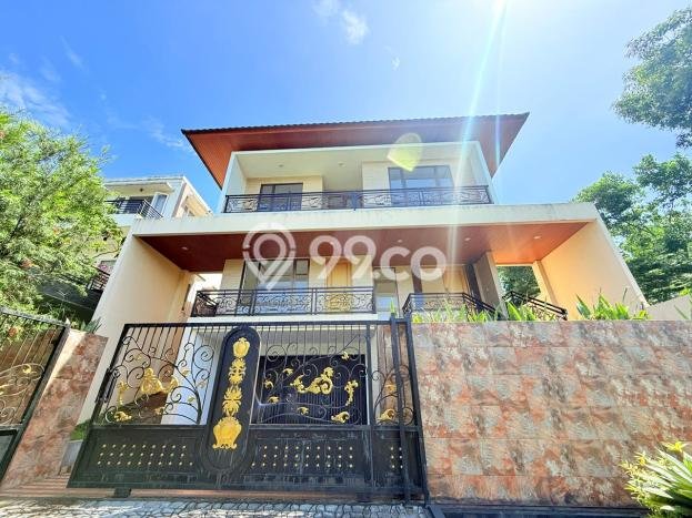 Hunian Elit LB 450m2 Siap Huni Desain Elegan di Sentul City, Bogor Hunian Elit LB 450m2 Siap Huni Desain Elegan di Sentul City, Bogor