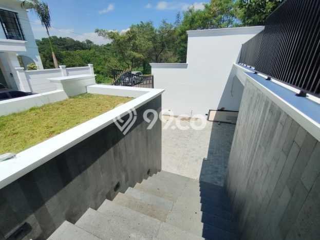 Dijual Rumah Mewah Megah Dengan View Cantik di Sentul, Bogor Dijual Rumah Mewah Megah Dengan View Cantik di Sentul, Bogor