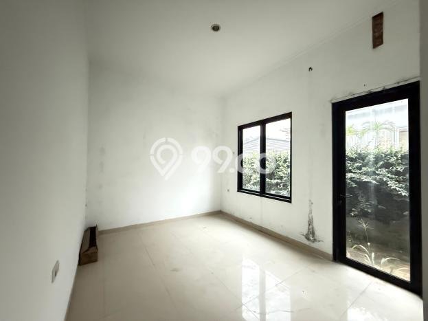 Ready to Use! Luxury House LT 575m2 Desain Elegan di Sentul City Ready to Use! Luxury House LT 575m2 Desain Elegan di Sentul City